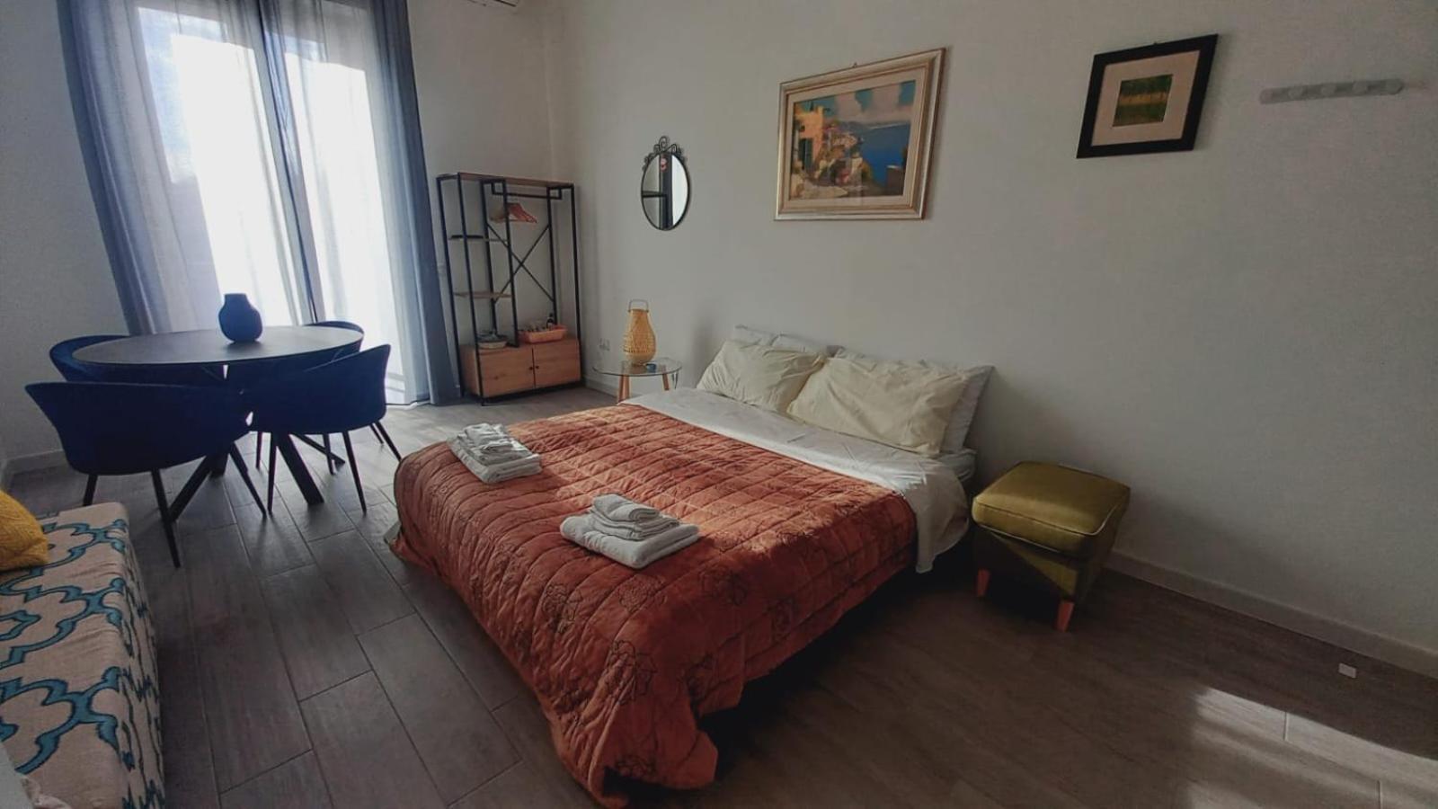 Le Case Di Ale - Holiday Homes Салерно Екстериор снимка